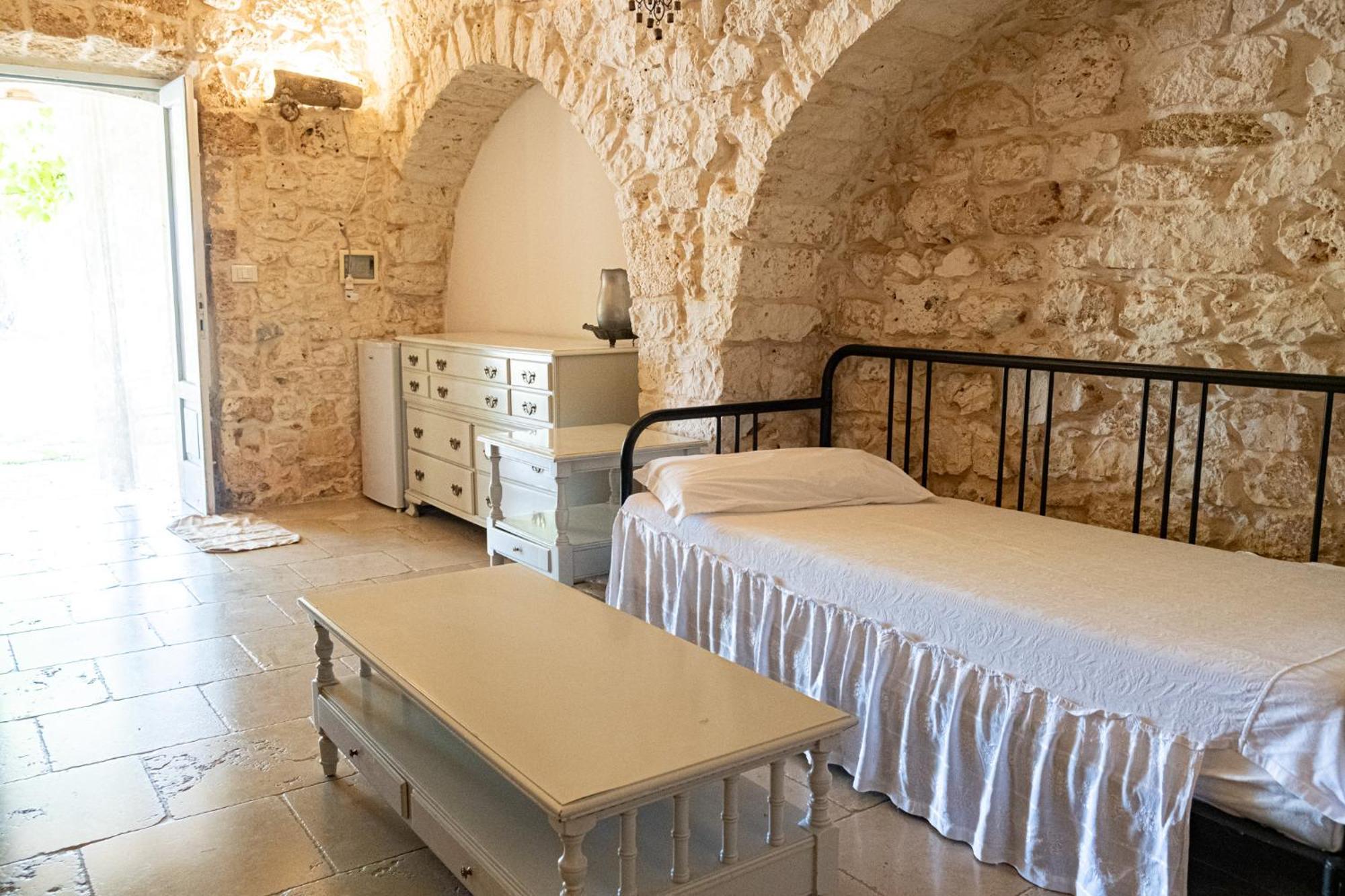 Agriturismo Masseria Carrone Carovigno Luaran gambar